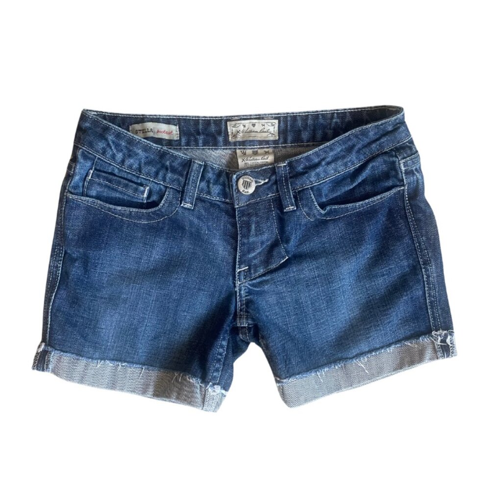 2000s william rast low rise jean shorts size 24 (small)